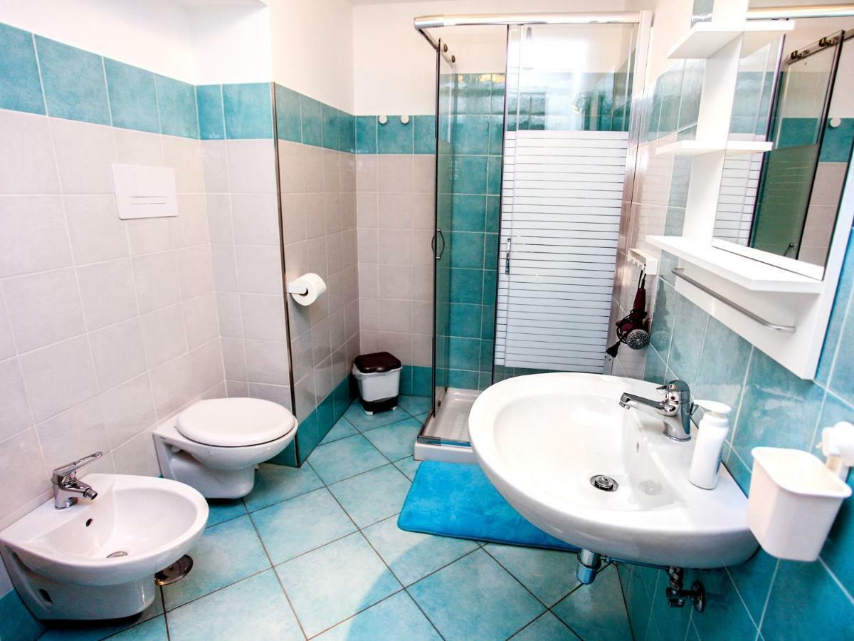 B&B La Grotta Marina Вико Екуензе Екстериор снимка